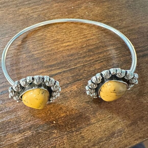 Handcrafted Boho Western Lacey Open Bangle, Yellow or Coral Stone, Gift Box - Picture 4 of 12